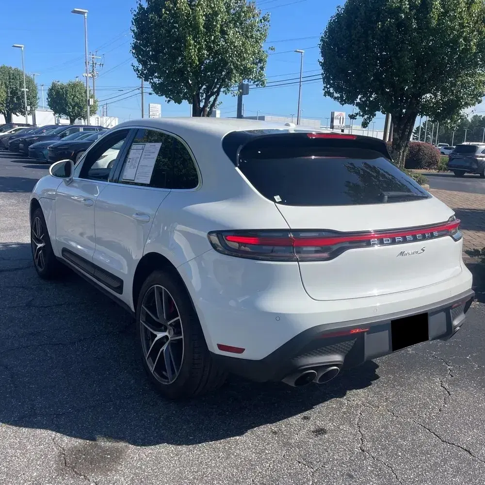 2022 Porsche Macan S