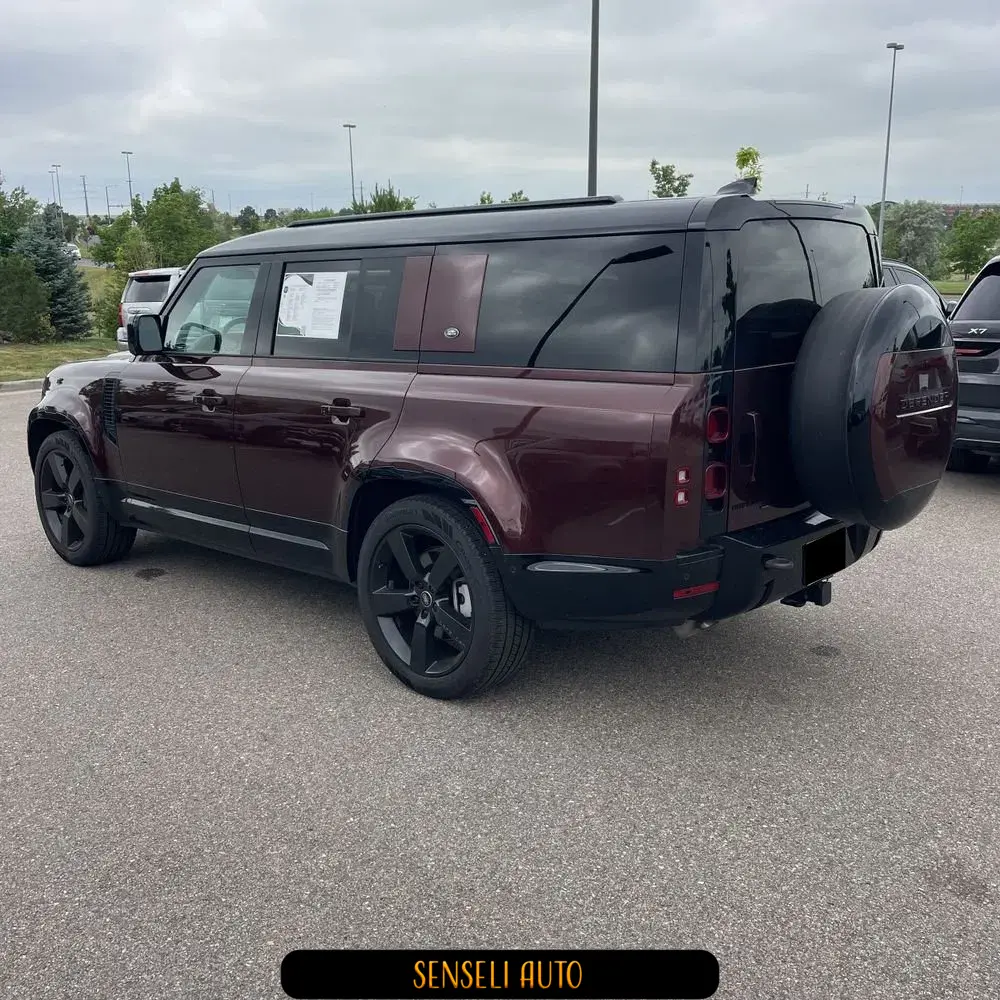 2023 Land Rover Defender 130 X-Dynamic SE