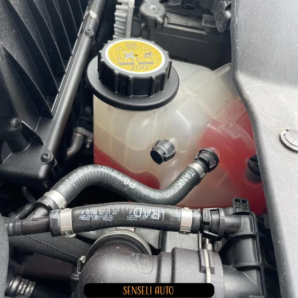 2023 Land Rover Defender 130 X-Dynamic SE