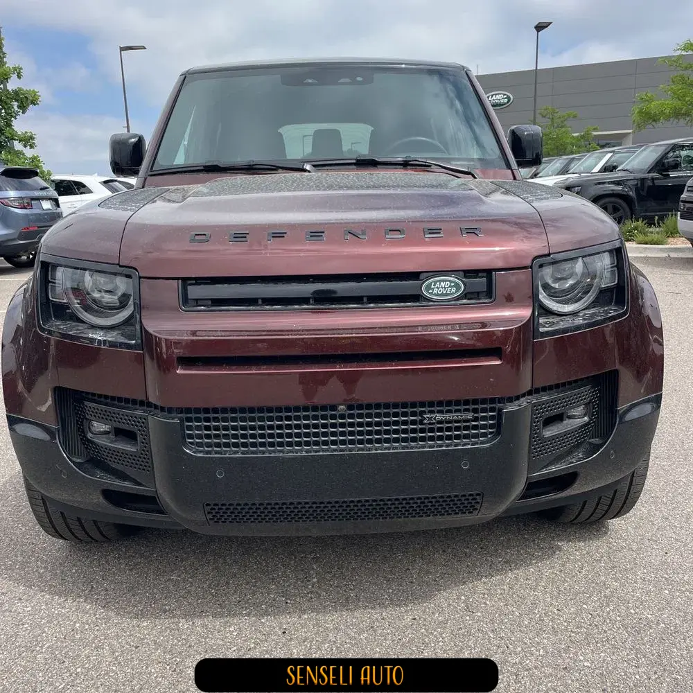 2023 Land Rover Defender 130 X-Dynamic SE