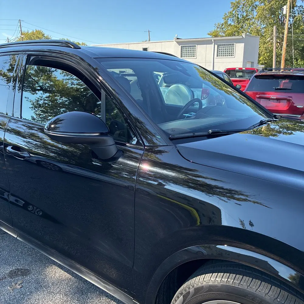 2023 Porsche Cayenne Platinum Edition