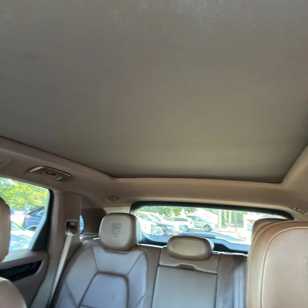 2023 Porsche Cayenne Platinum Edition