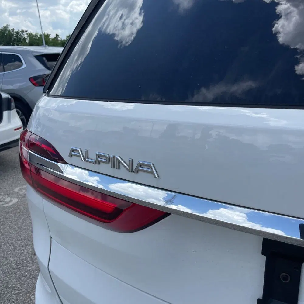 2022 BMW X7 ALPINA XB7