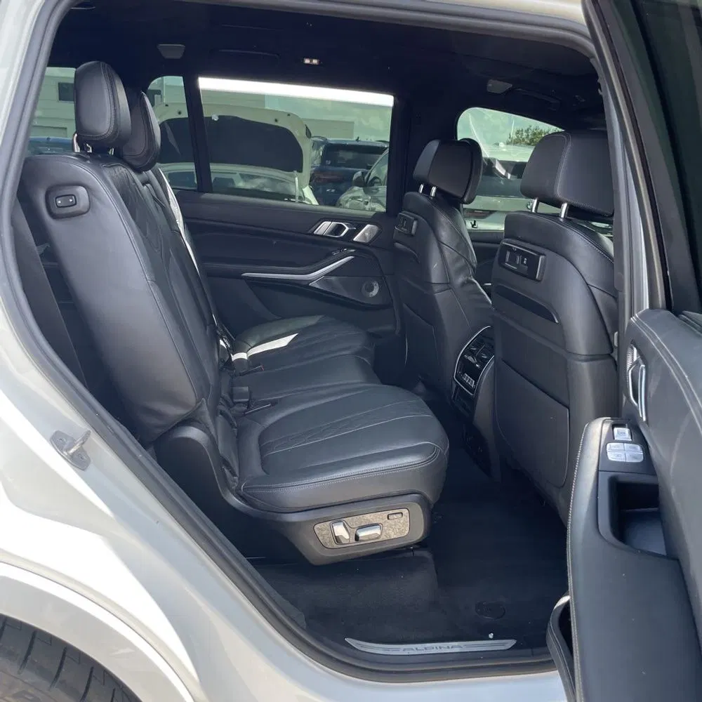 2022 BMW X7 ALPINA XB7