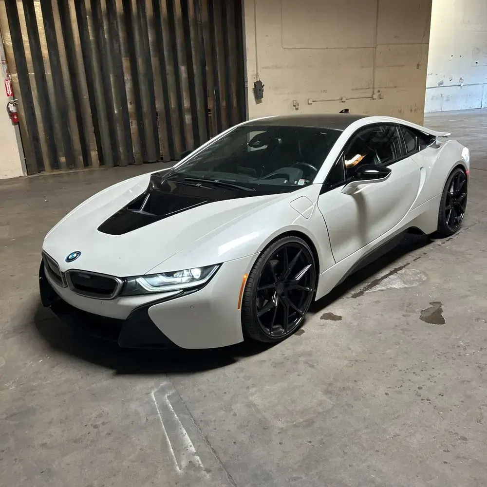 2016 BMW i8