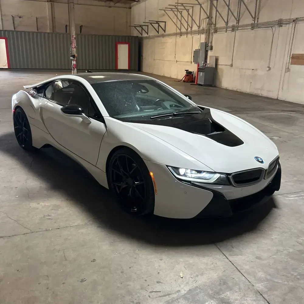 2016 BMW i8