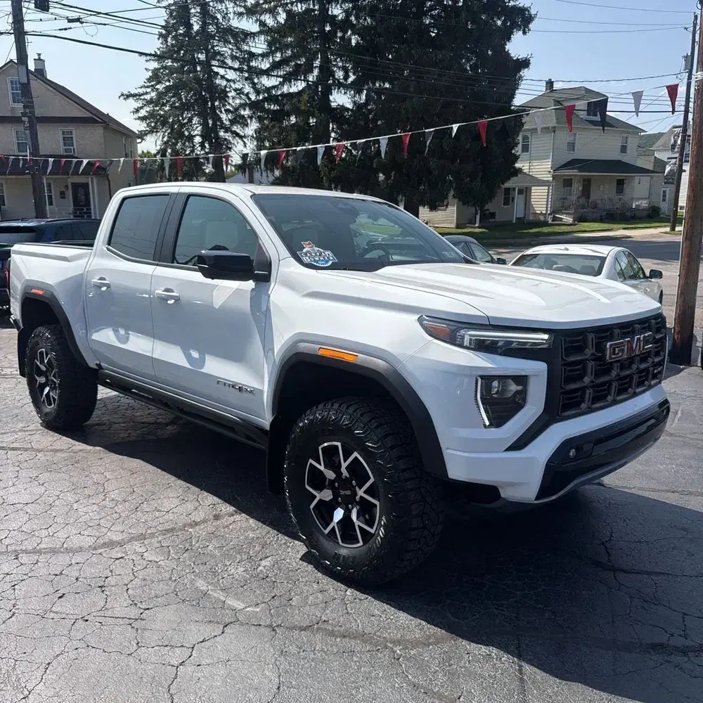2024 GMC Canyon AT4X
