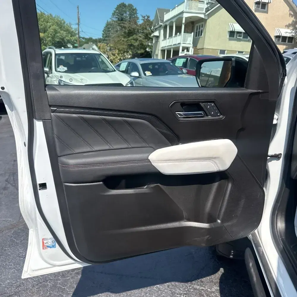 2024 GMC Canyon AT4X
