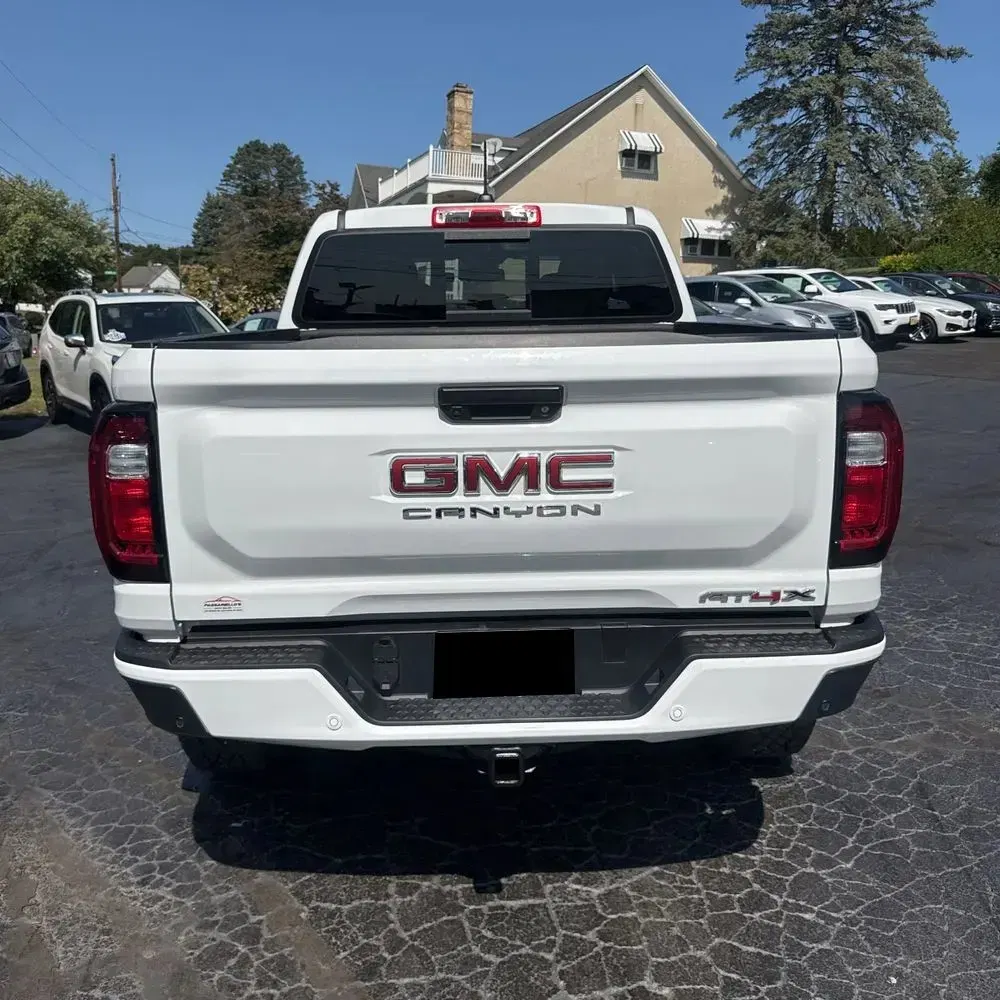 2024 GMC Canyon AT4X