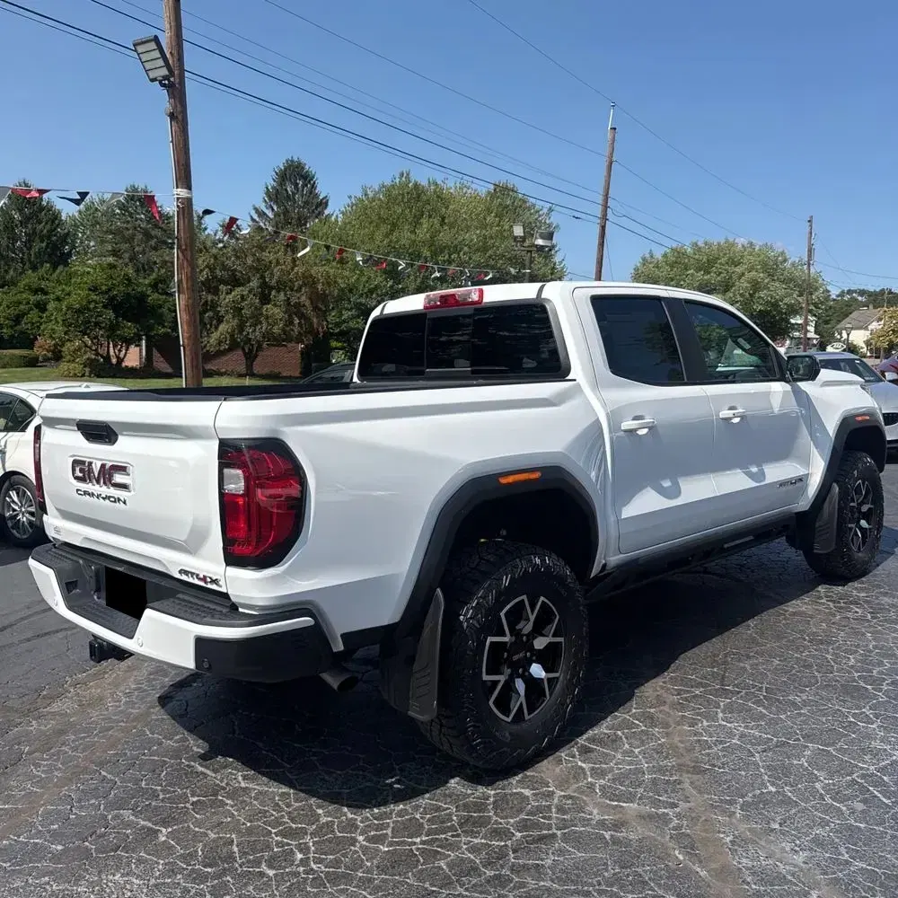 2024 GMC Canyon AT4X
