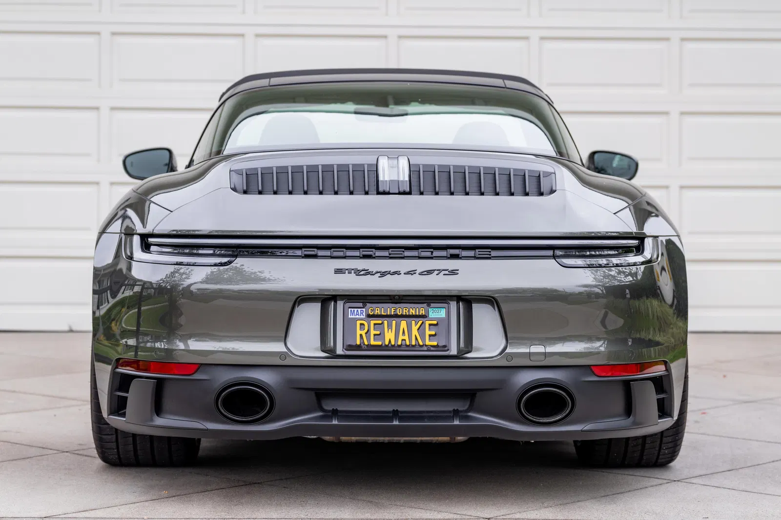 2024 Porsche 911 Targa 4 GTS - 1k miles, 7-Speed Manual Transmission, Aventurine Green Metallic