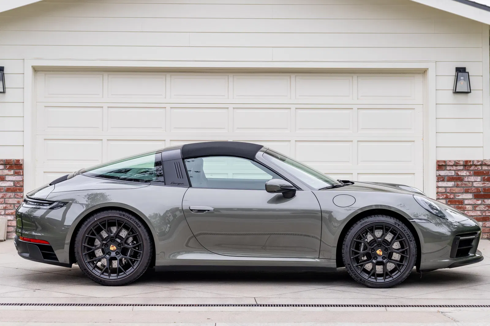 2024 Porsche 911 Targa 4 GTS - 1k miles, 7-Speed Manual Transmission, Aventurine Green Metallic