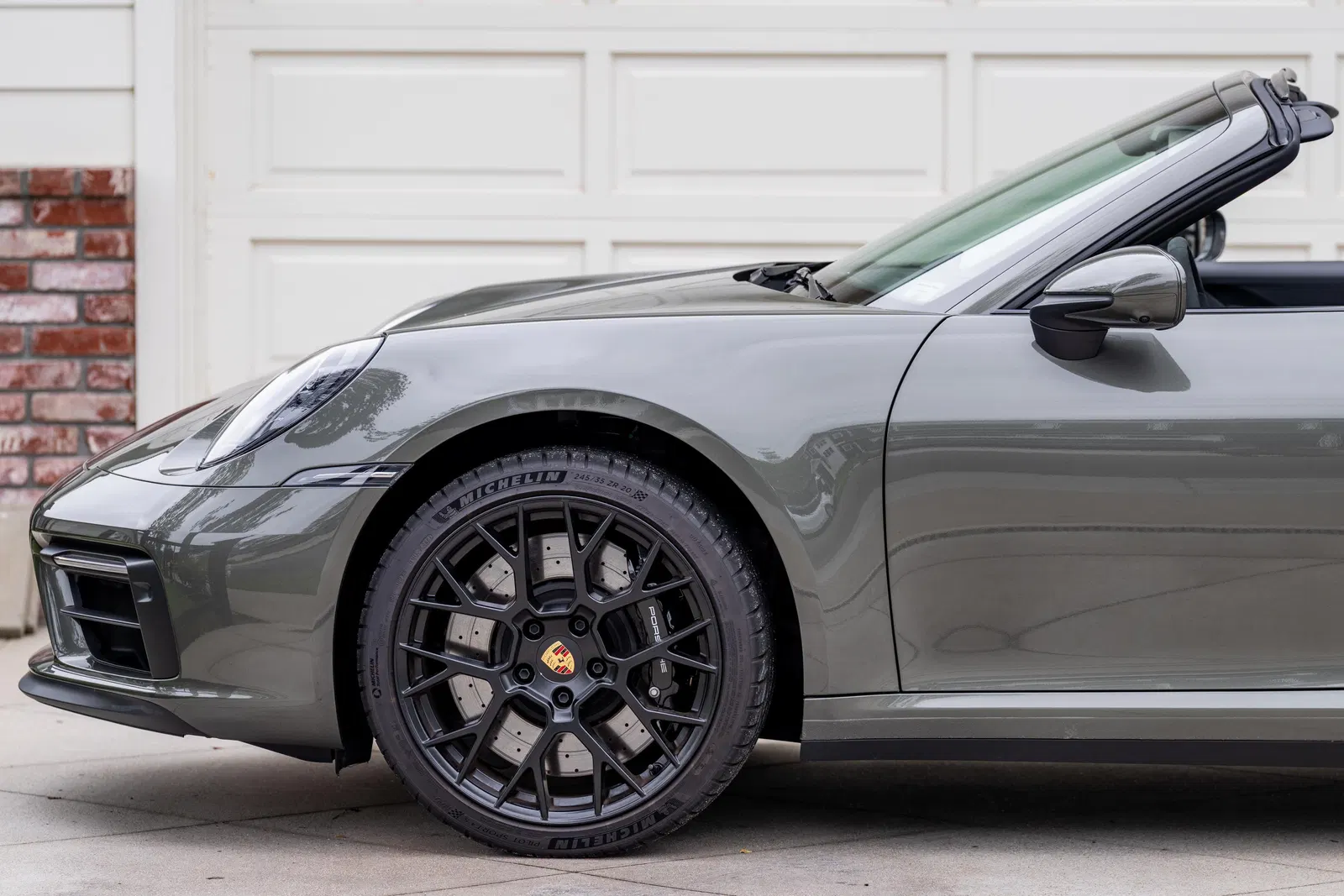 2024 Porsche 911 Targa 4 GTS - 1k miles, 7-Speed Manual Transmission, Aventurine Green Metallic
