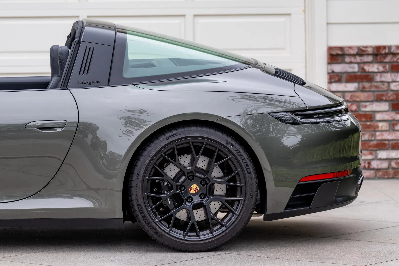 2024 Porsche 911 Targa 4 GTS - 1k miles, 7-Speed Manual Transmission, Aventurine Green Metallic