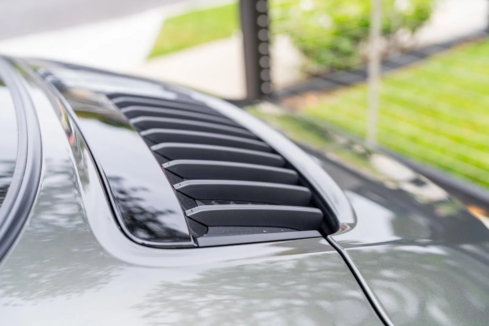 2024 Porsche 911 Targa 4 GTS - 1k miles, 7-Speed Manual Transmission, Aventurine Green Metallic