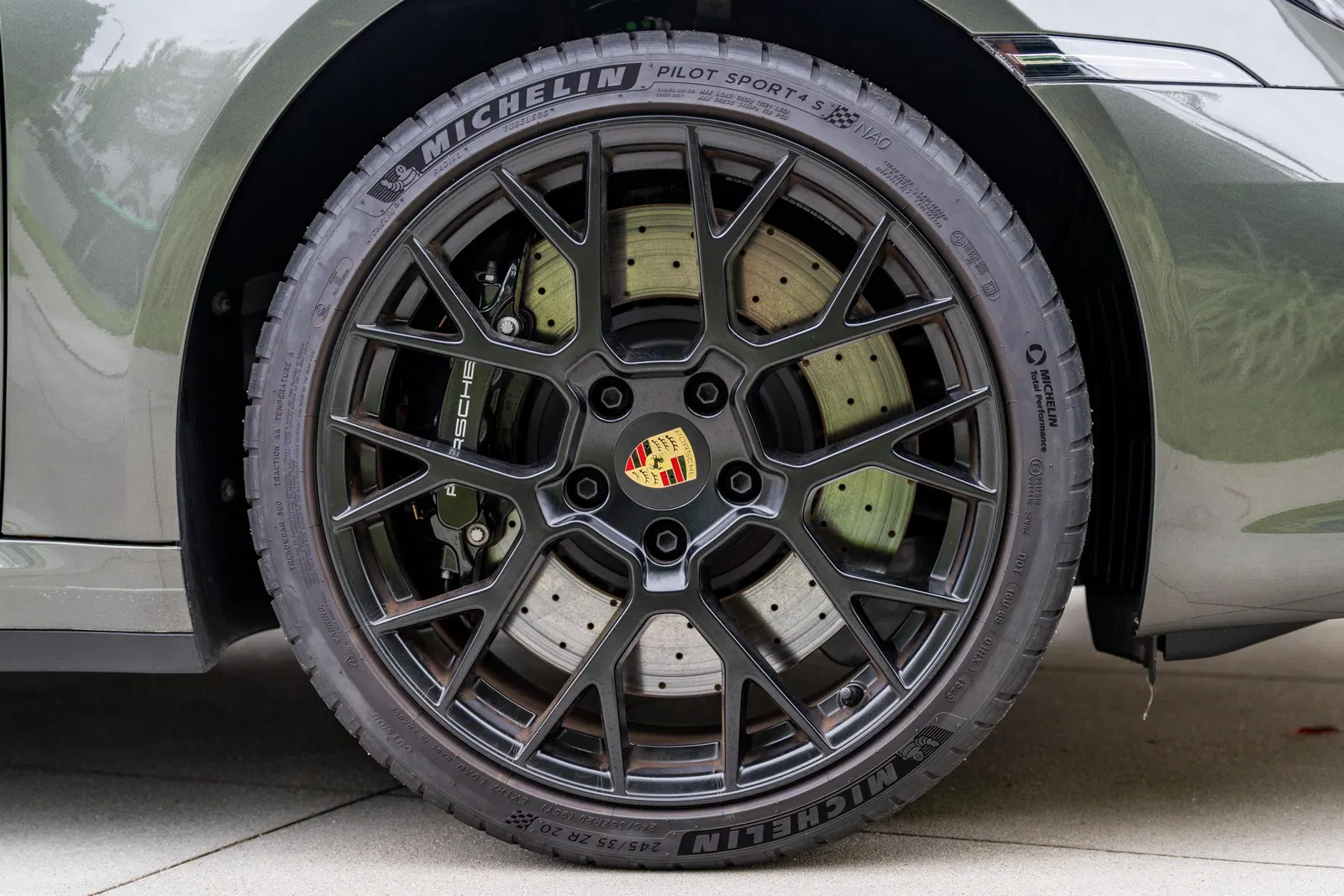 2024 Porsche 911 Targa 4 GTS - 1k miles, 7-Speed Manual Transmission, Aventurine Green Metallic