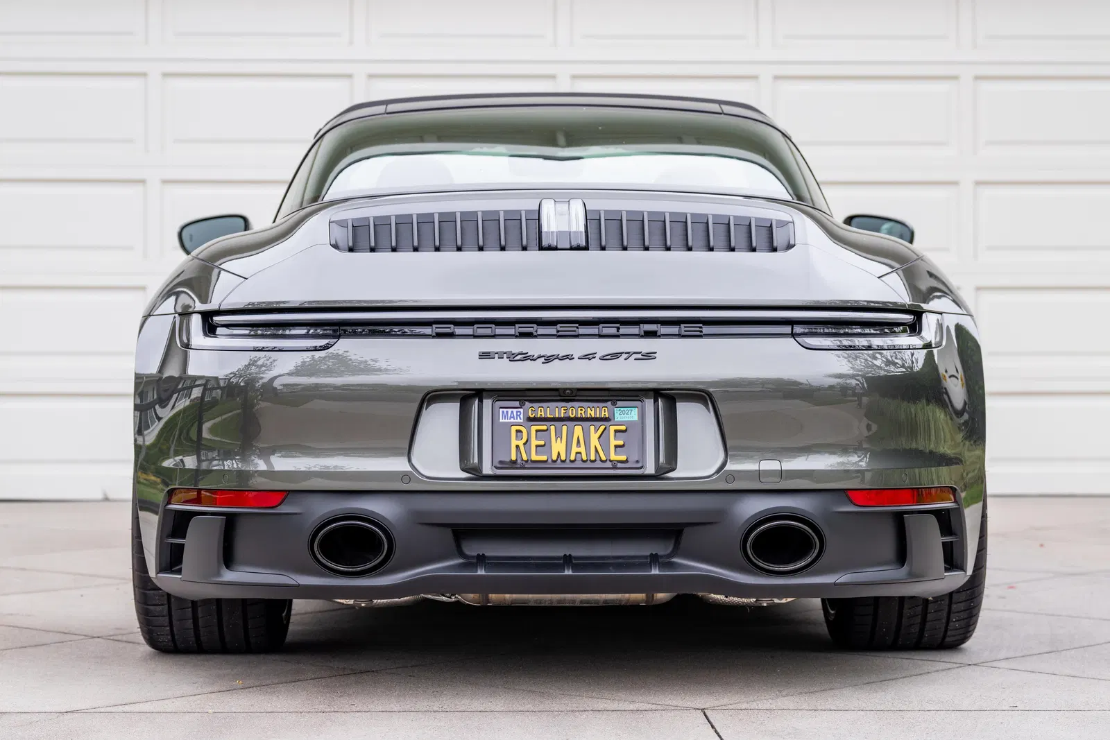 2024 Porsche 911 Targa 4 GTS - 1k miles, 7-Speed Manual Transmission, Aventurine Green Metallic