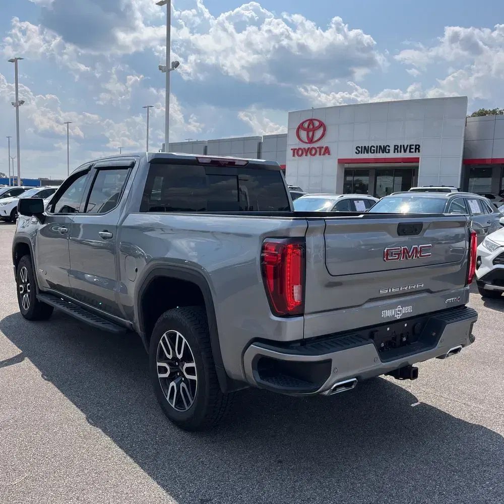 2025 GMC Sierra 1500 AT4