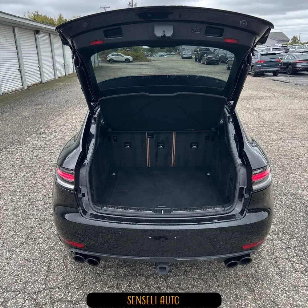 2021 Porsche Macan GTS