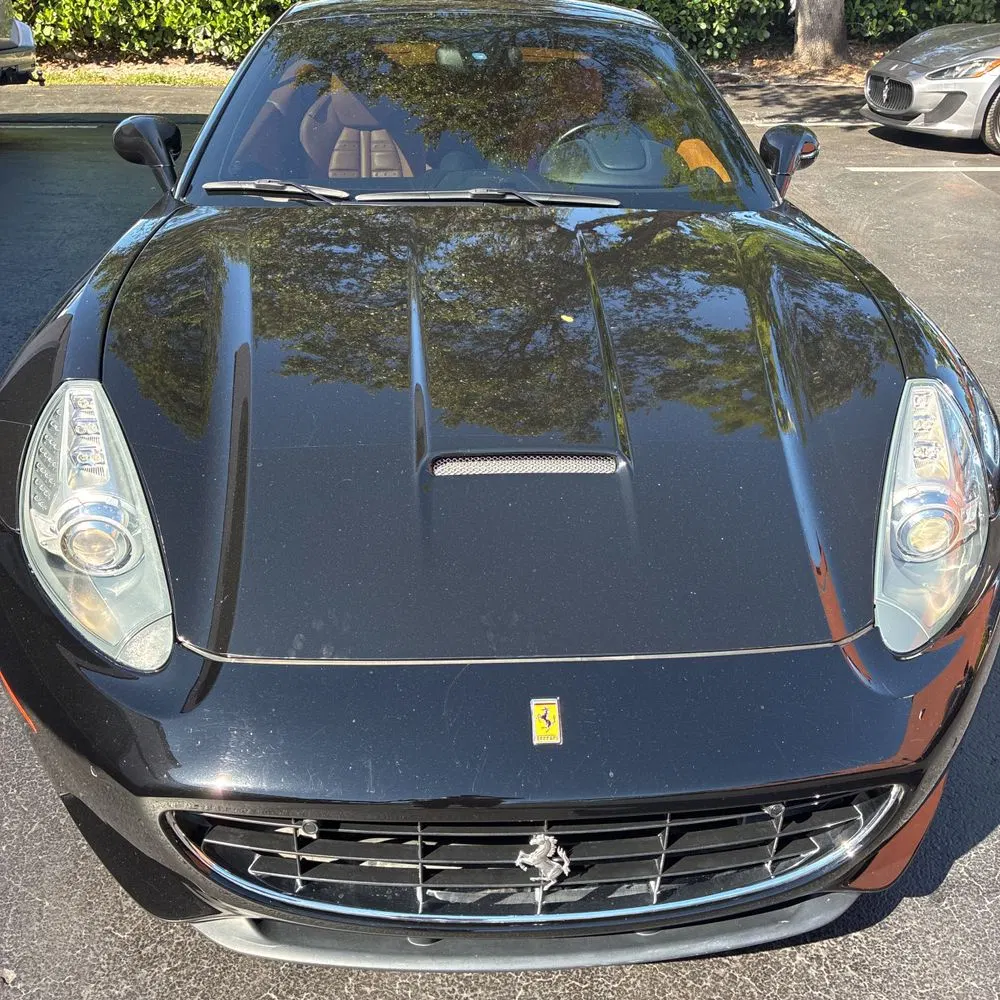 2010 Ferrari California Base