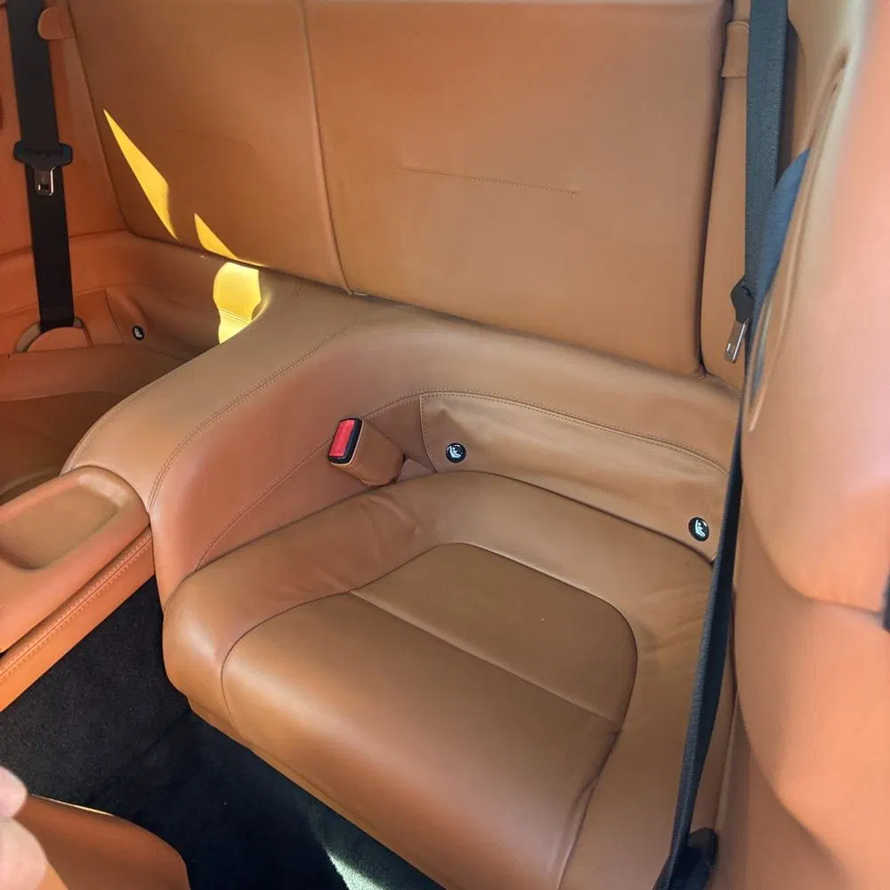 2010 Ferrari California Base