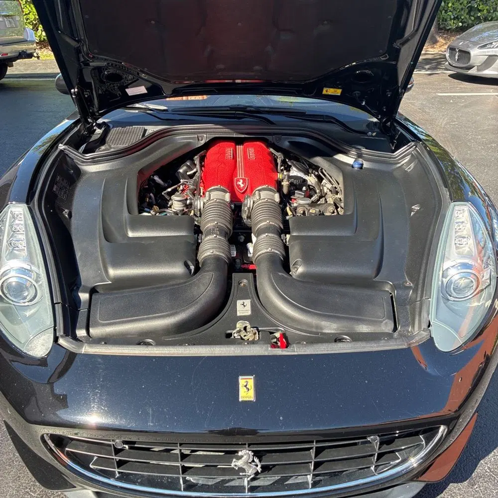 2010 Ferrari California Base