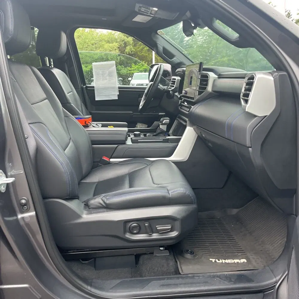 2024 Toyota Tundra Platinum HV