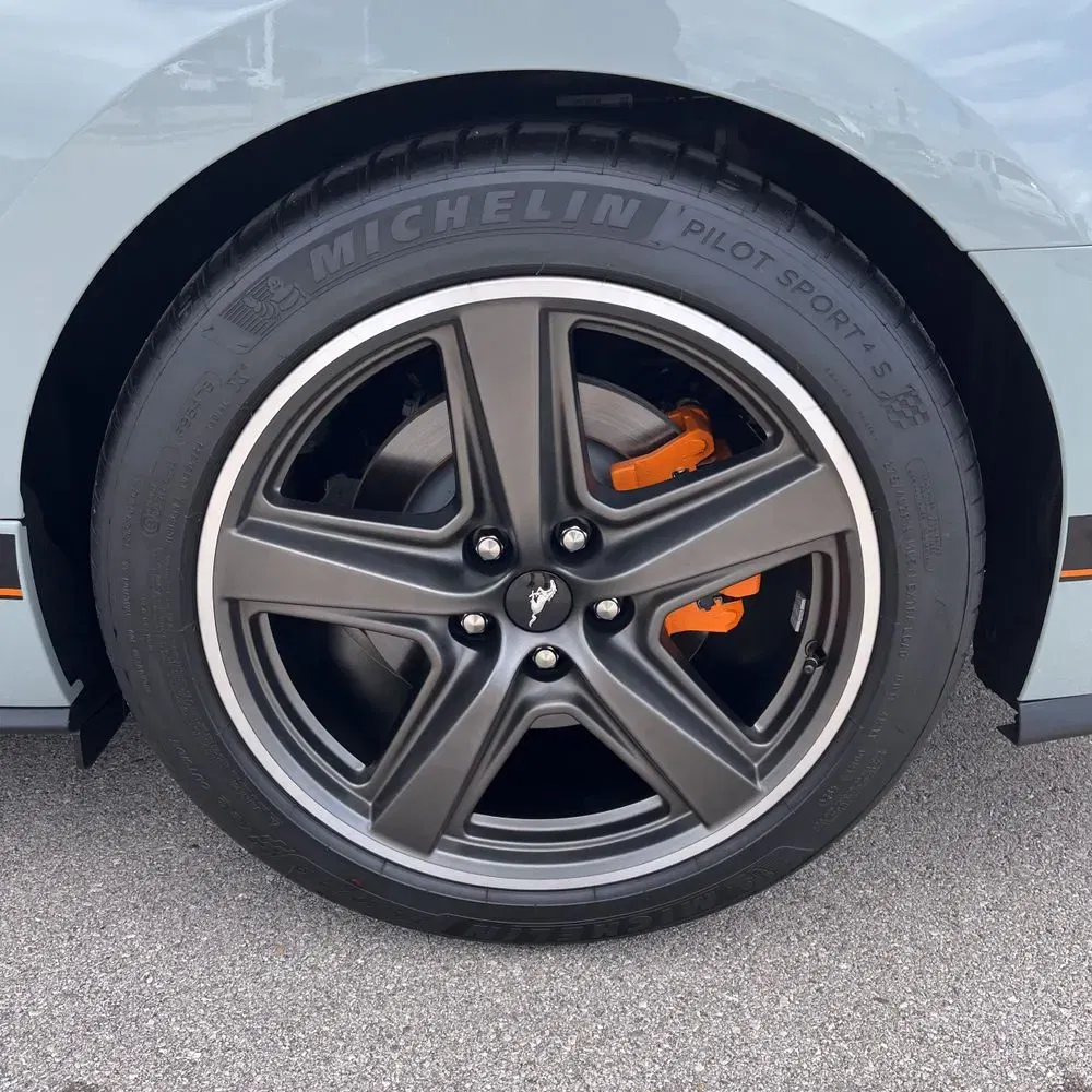 2022 Ford Mustang Mach 1