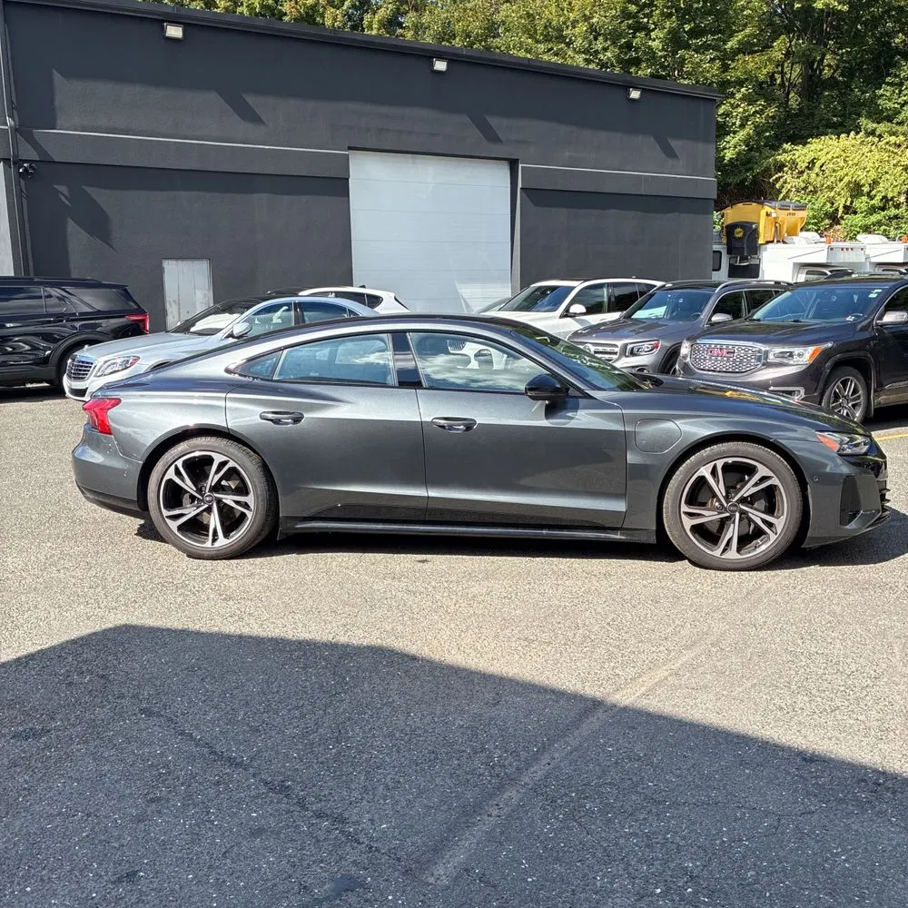 2024 Audi e-tron GT Prestige
