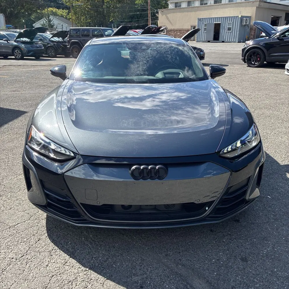 2024 Audi e-tron GT Prestige