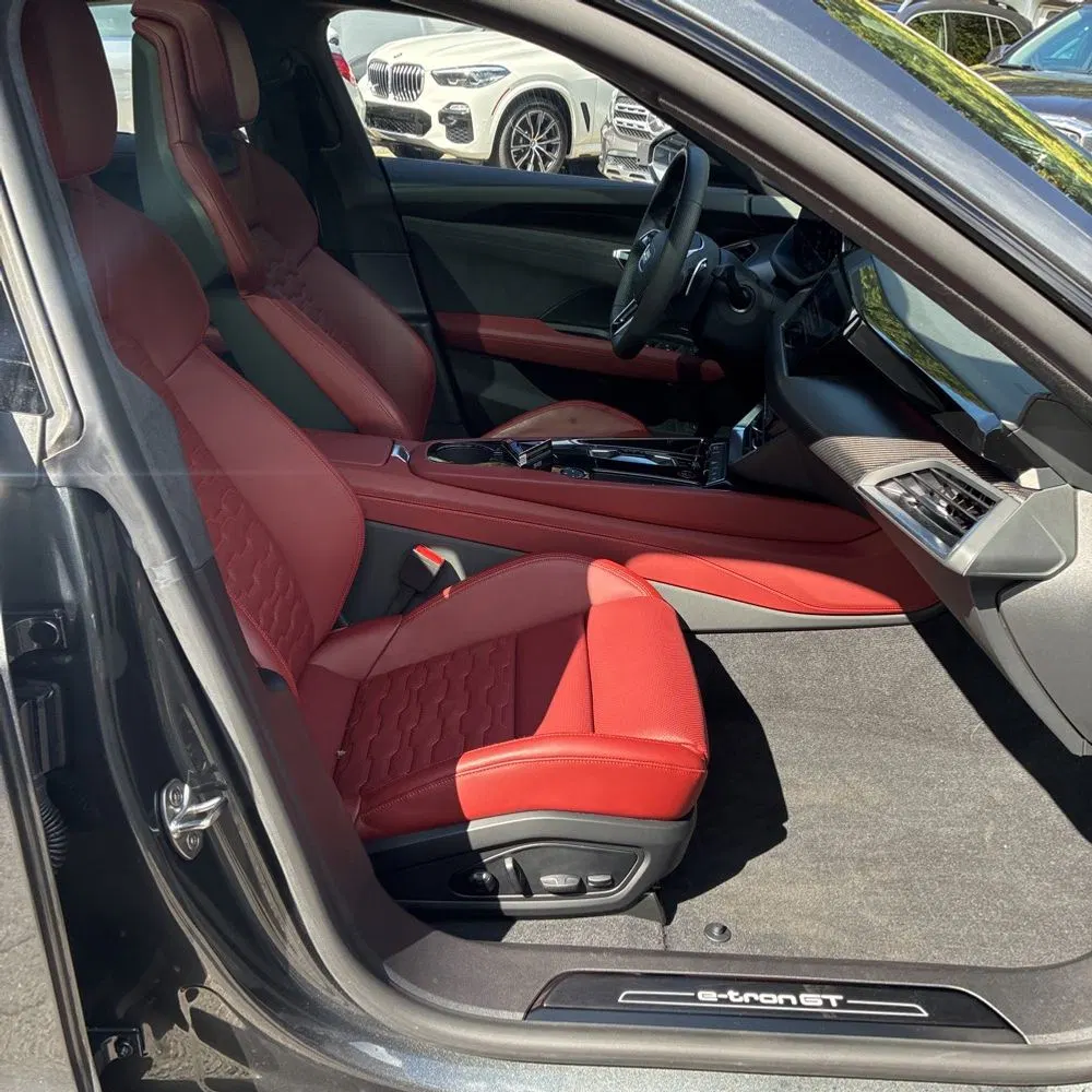 2024 Audi e-tron GT Prestige