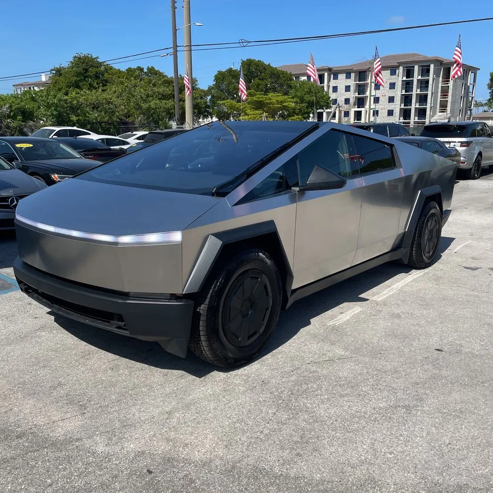 2024 Tesla Cybertruck Base