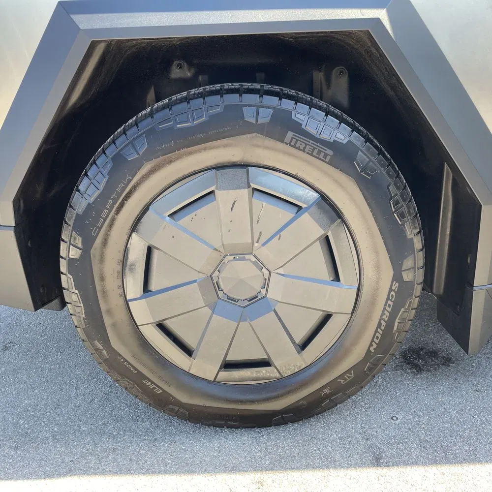 2024 Tesla Cybertruck Base