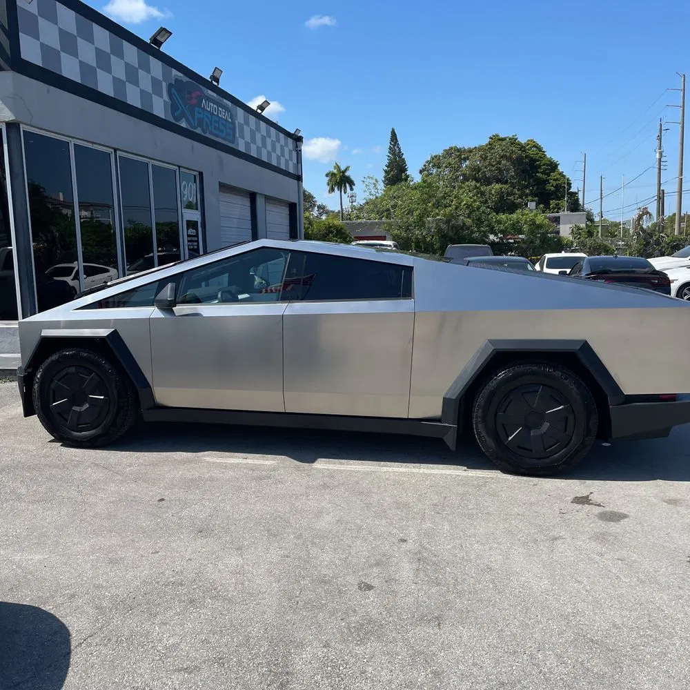 2024 Tesla Cybertruck Base
