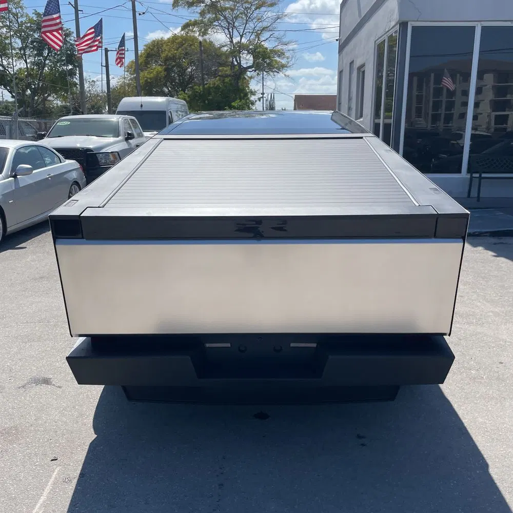 2024 Tesla Cybertruck Base