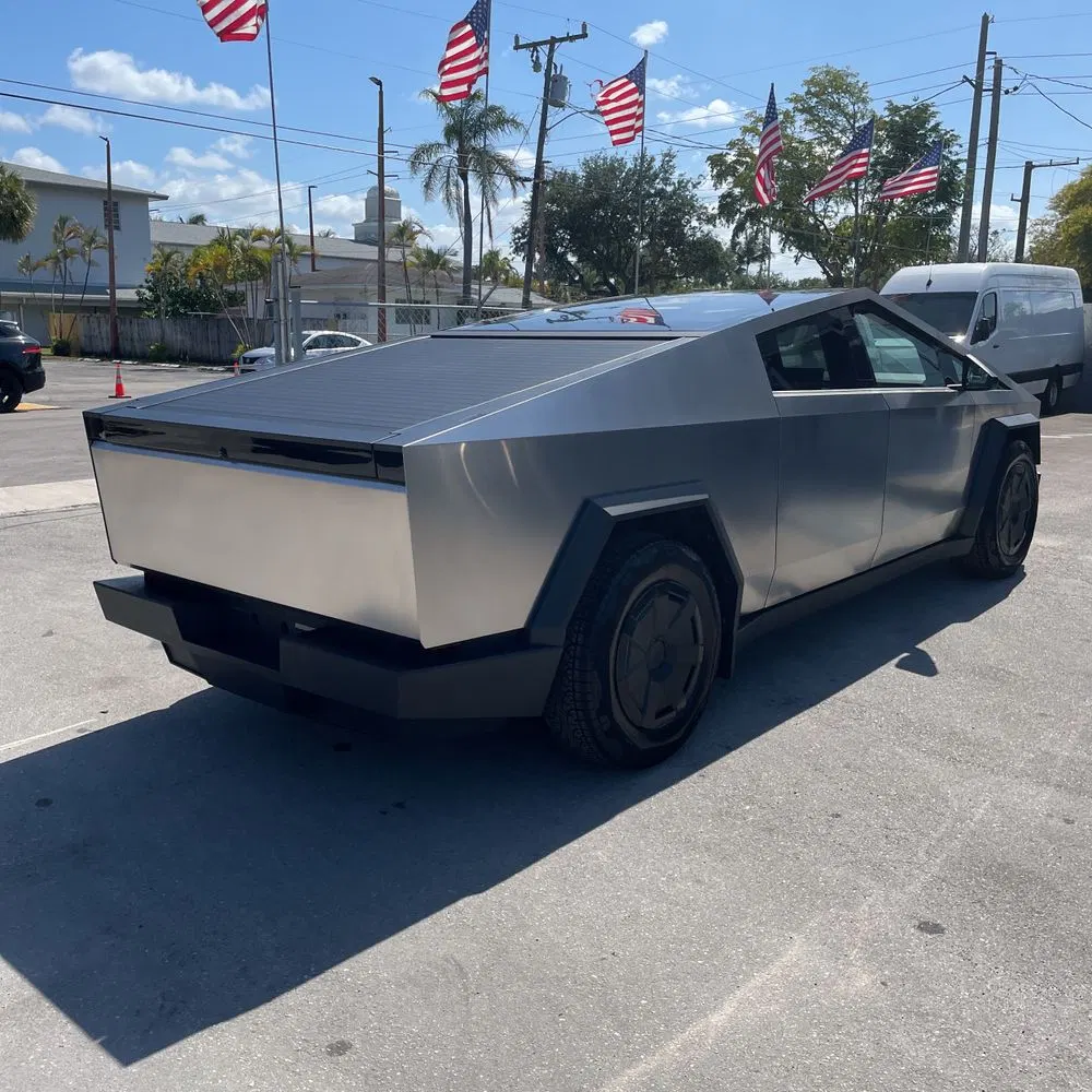 2024 Tesla Cybertruck Base