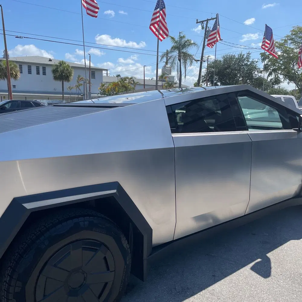 2024 Tesla Cybertruck Base
