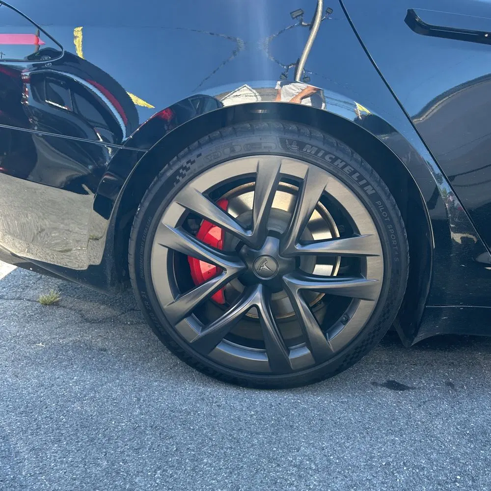 2025 Tesla Model S Plaid