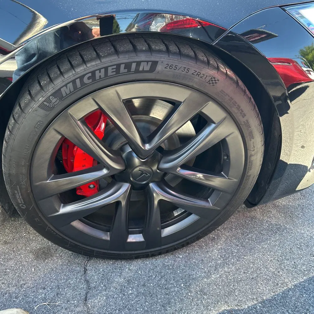 2025 Tesla Model S Plaid