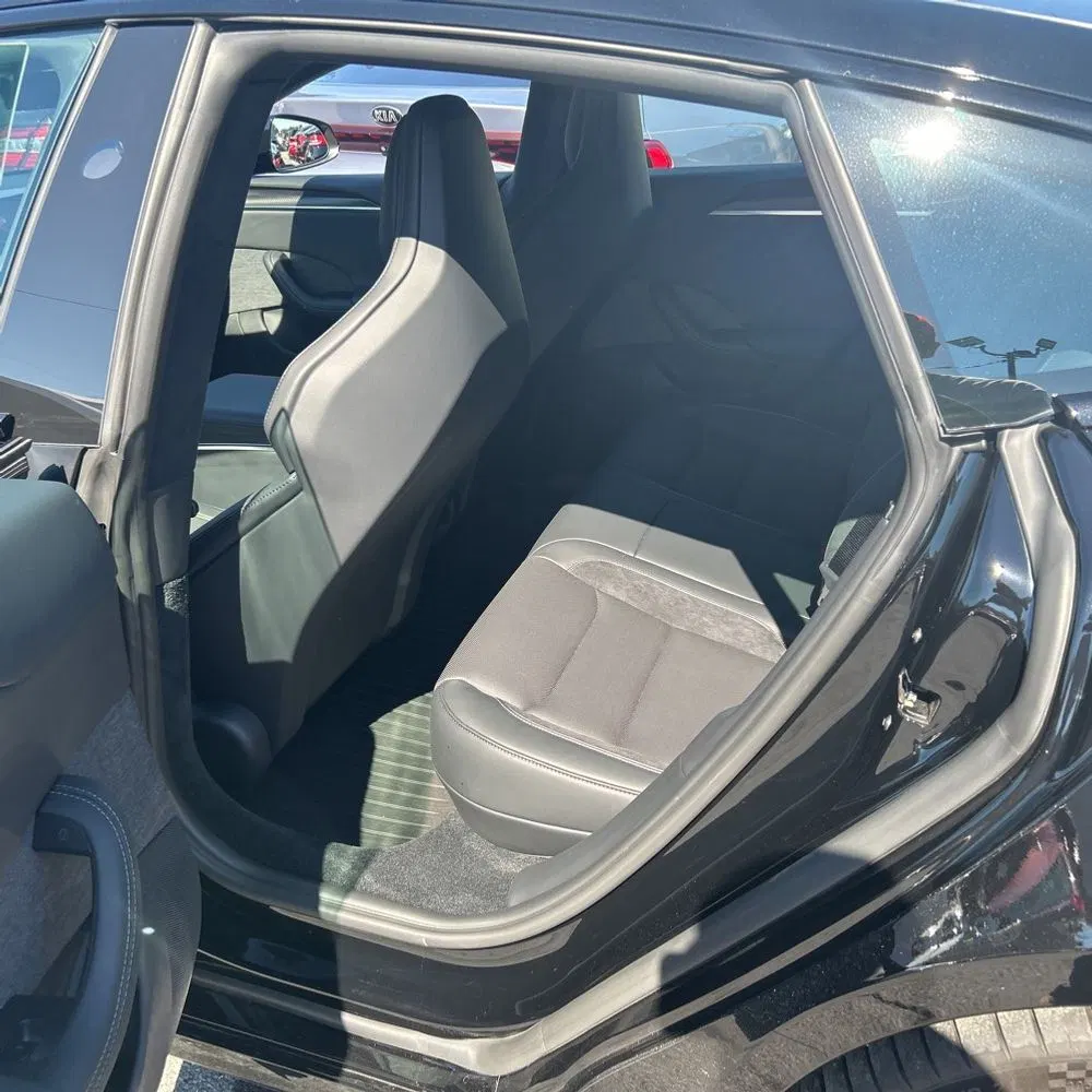 2025 Tesla Model S Plaid