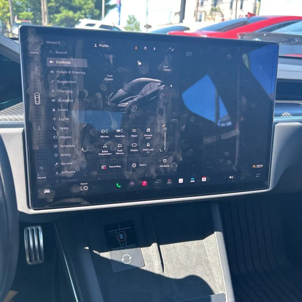 2025 Tesla Model S Plaid