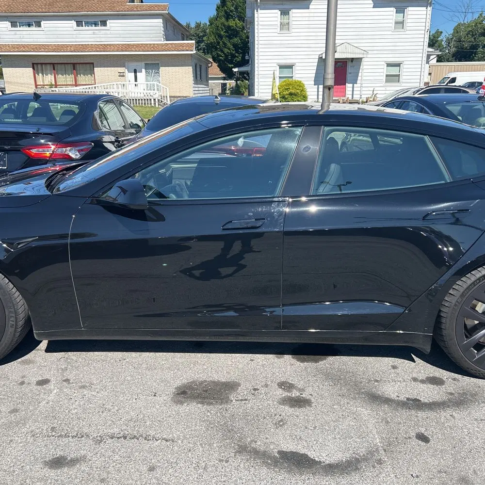 2025 Tesla Model S Plaid