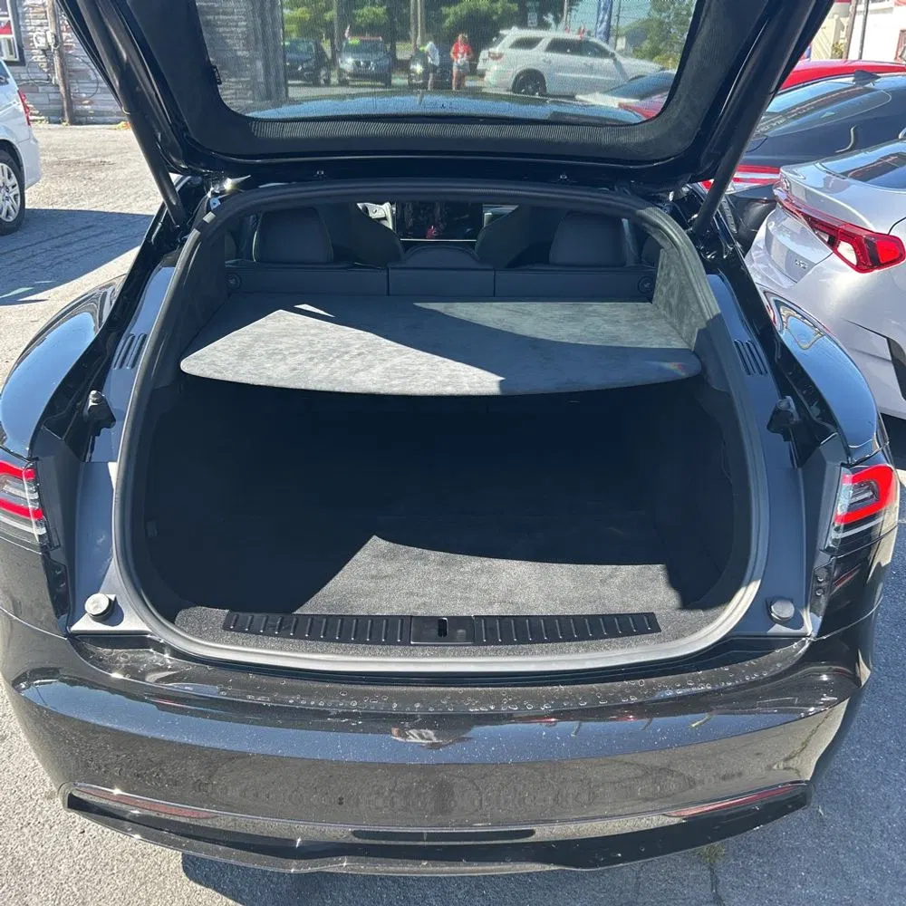 2025 Tesla Model S Plaid