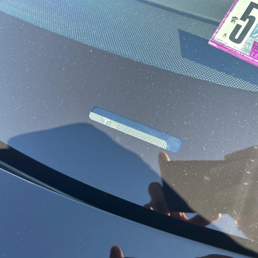 2025 Tesla Model S Plaid