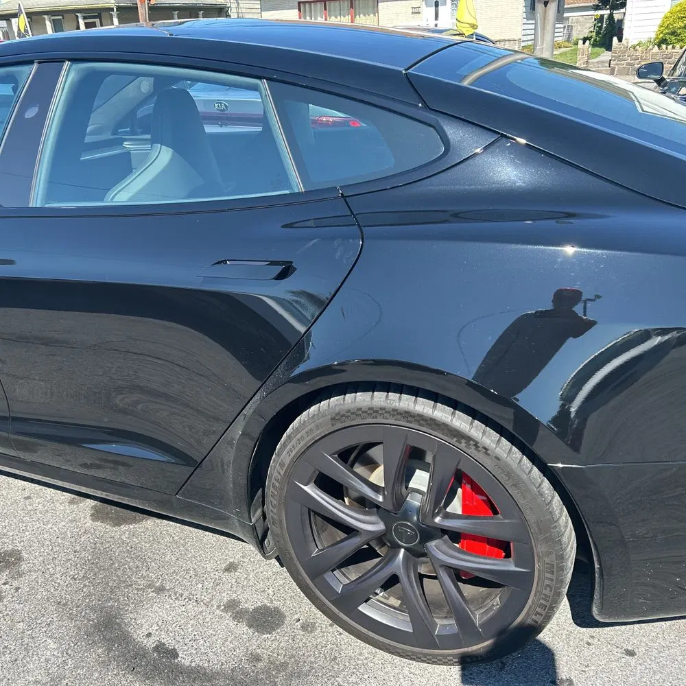 2025 Tesla Model S Plaid
