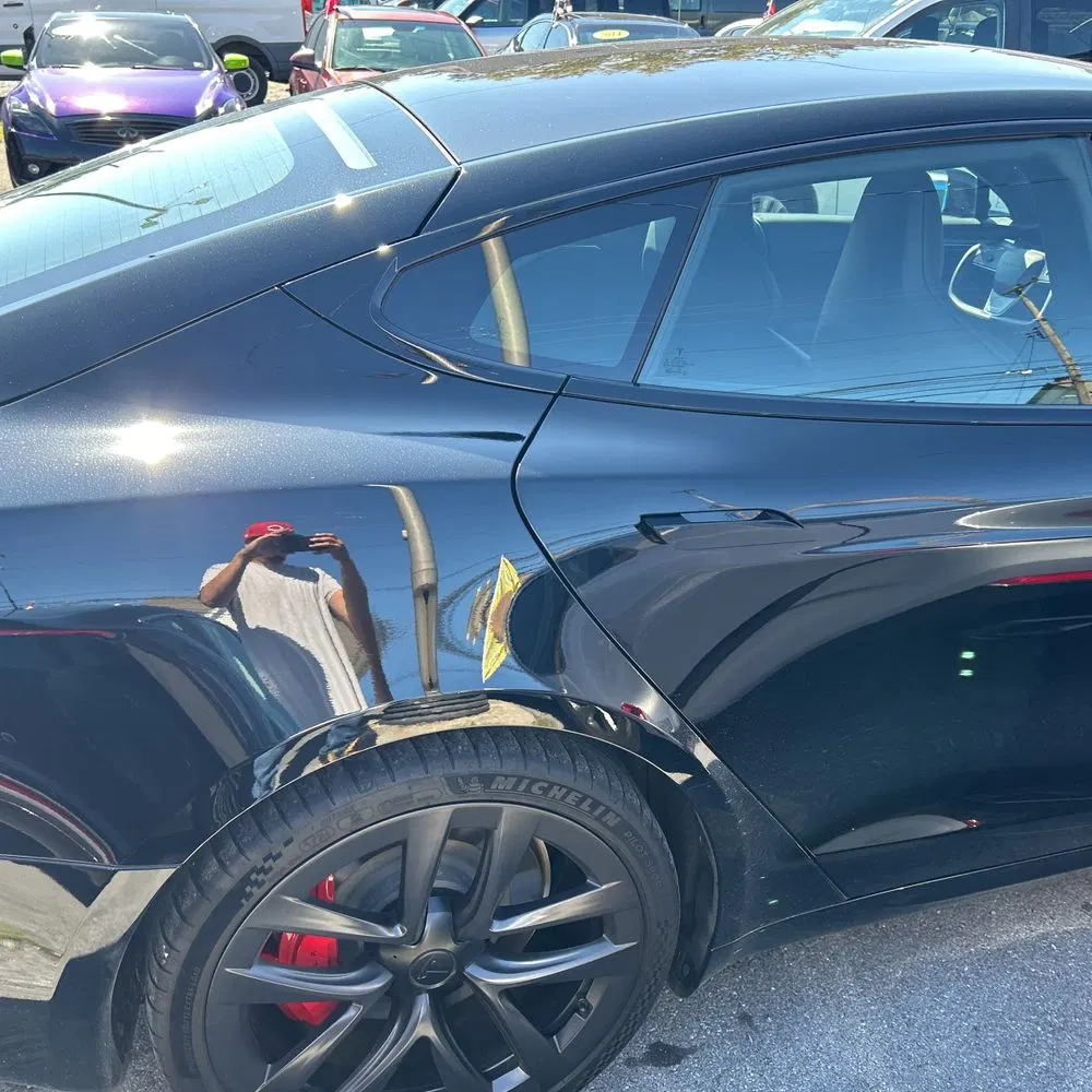 2025 Tesla Model S Plaid