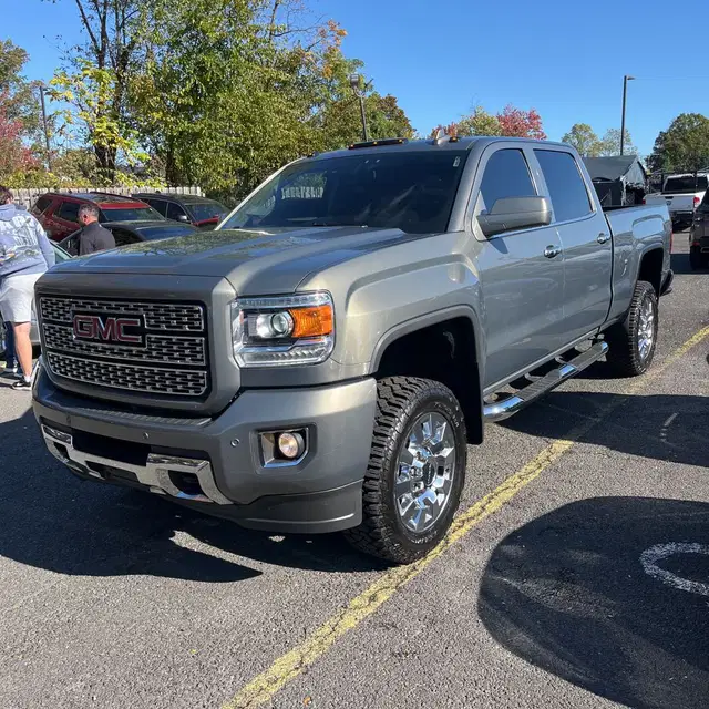 2018 GMC Sierra 2500HD Denali