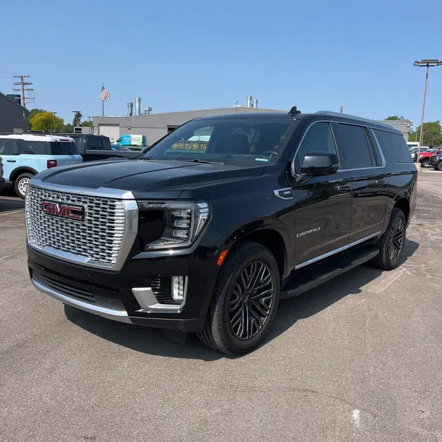 2022 GMC Yukon XL Denali