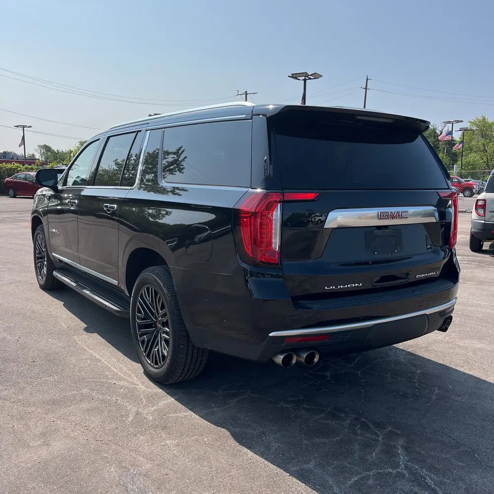 2022 GMC Yukon XL Denali
