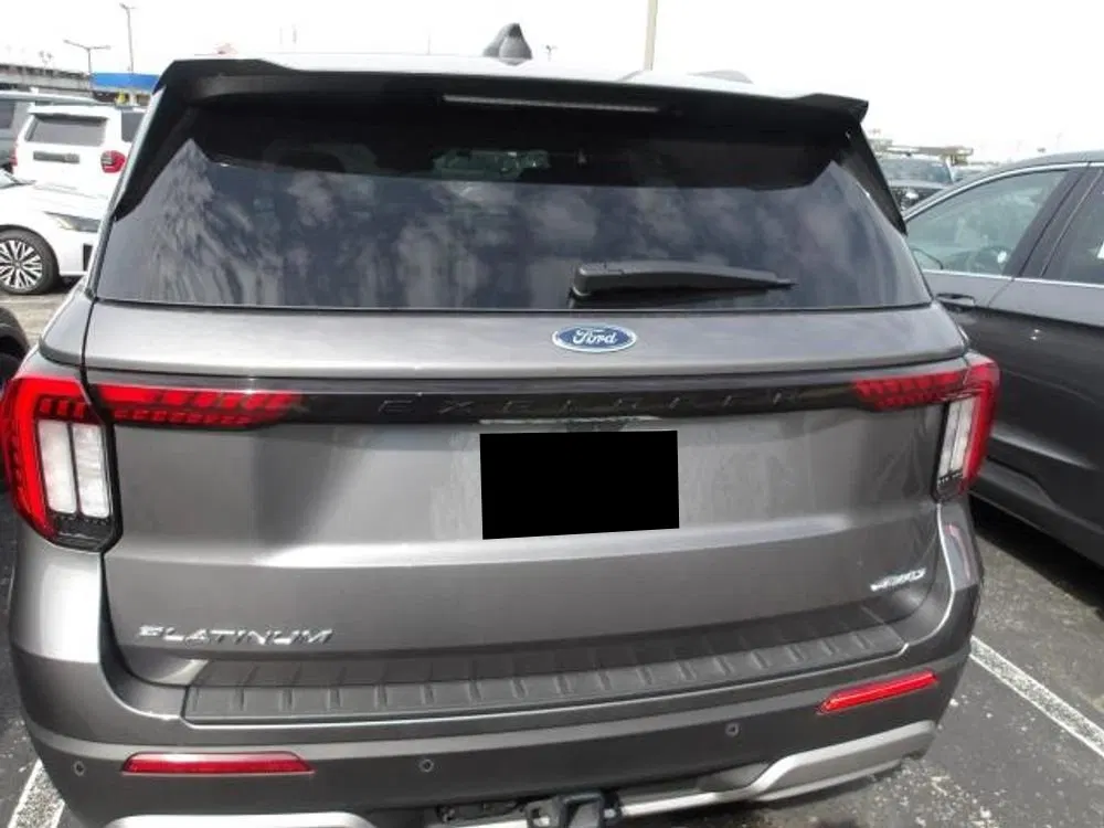 2025 Ford Explorer Platinum